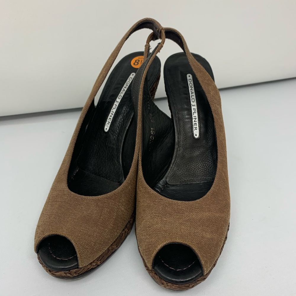 Donald J Pliner Wedge